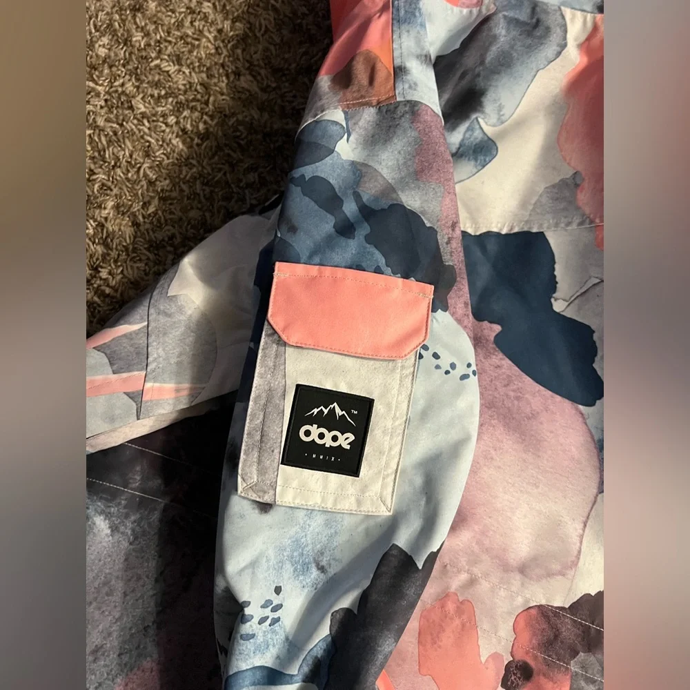 DOPE snowboarding jacket - Picture 3 of 4
